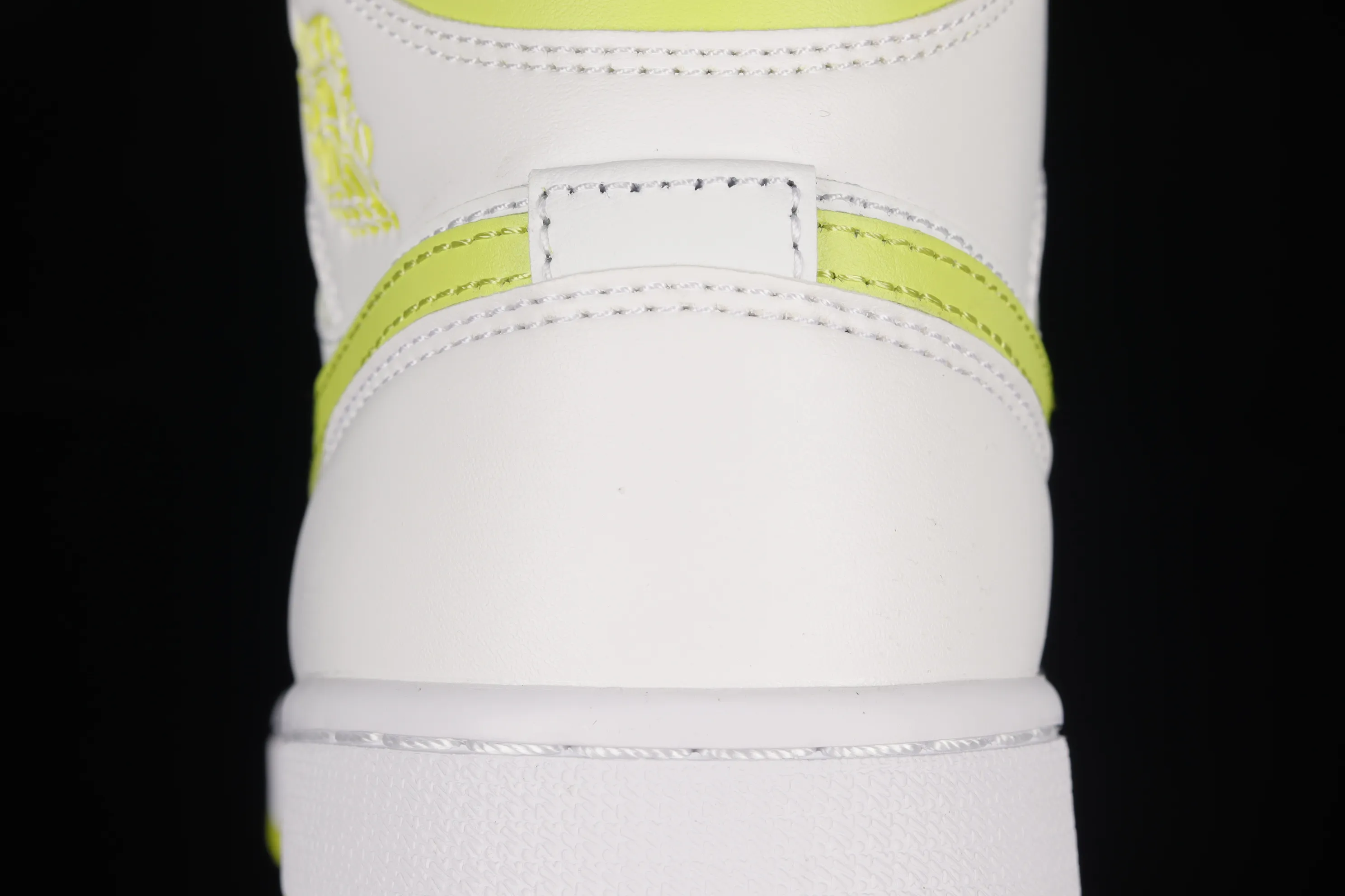 All categories Air Jordan Jordan series basketball shoes Air Jordan 1 Mid G version pure original Air Jordan AJ1 Mid "White Lime" AJ1 Joe 1 Green Lime China basketball shoes BQ6472-131